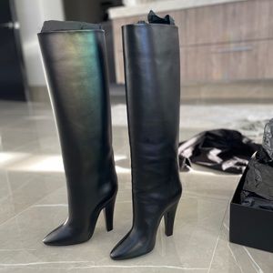 SAINT LAURENT  KOLLER BOOTS NIB (39) fits like 8.5
